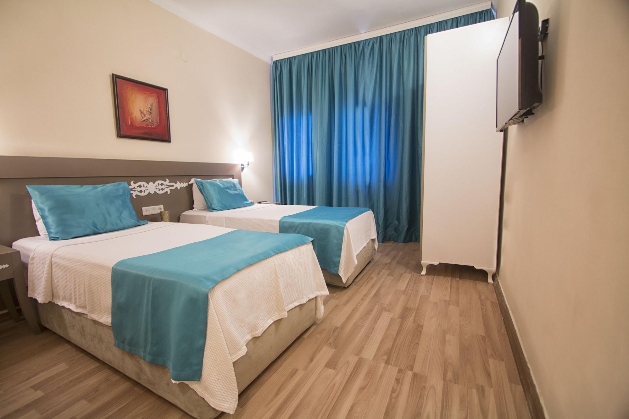 Sky Vela Hotel & Suites Gümbet Extérieur photo