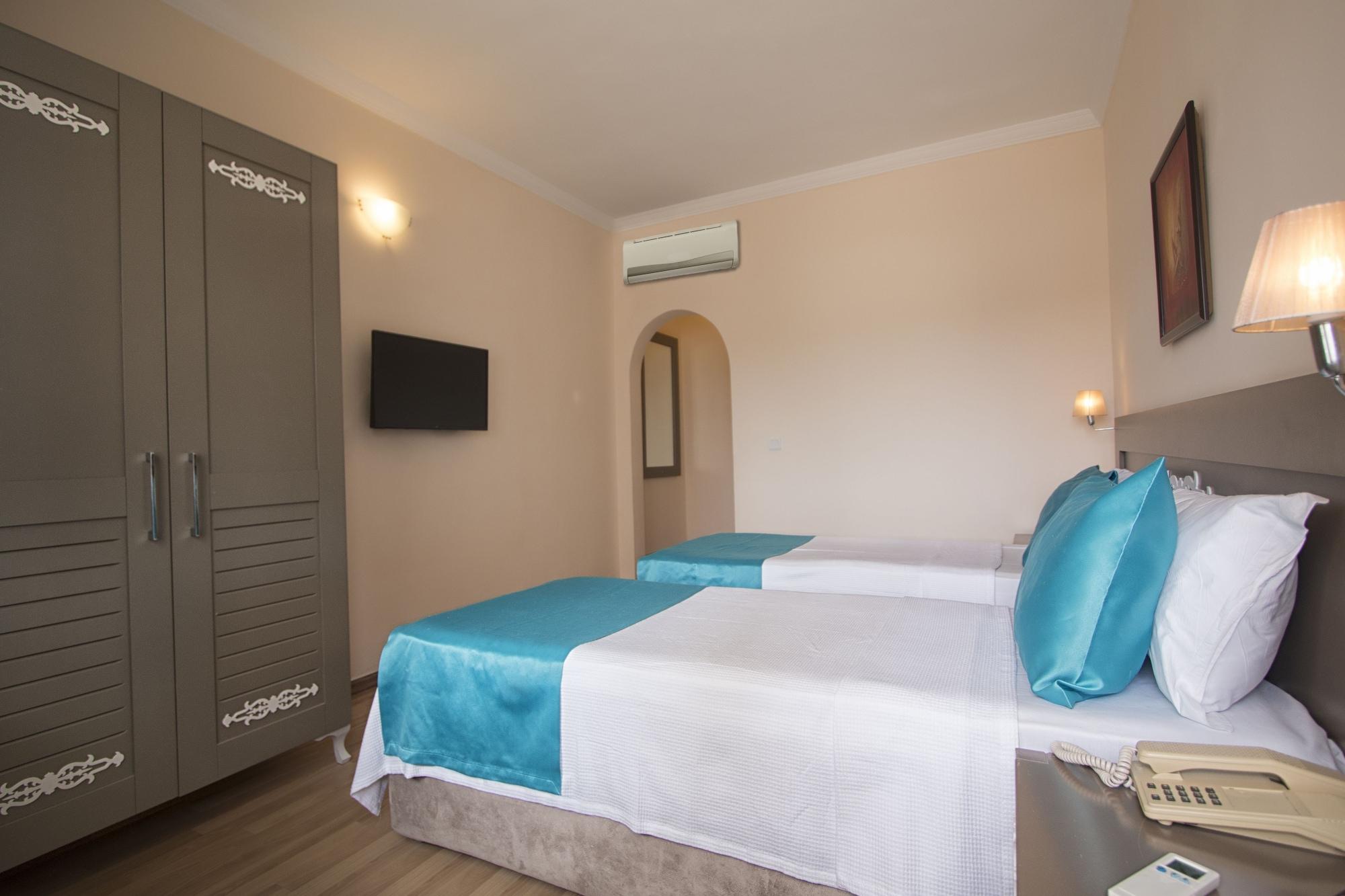 Sky Vela Hotel & Suites Gümbet Extérieur photo