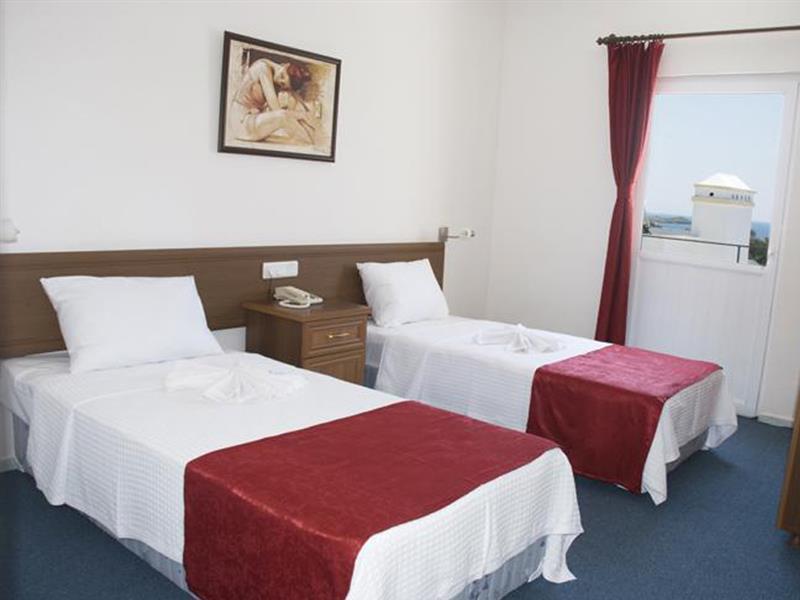 Sky Vela Hotel & Suites Gümbet Extérieur photo
